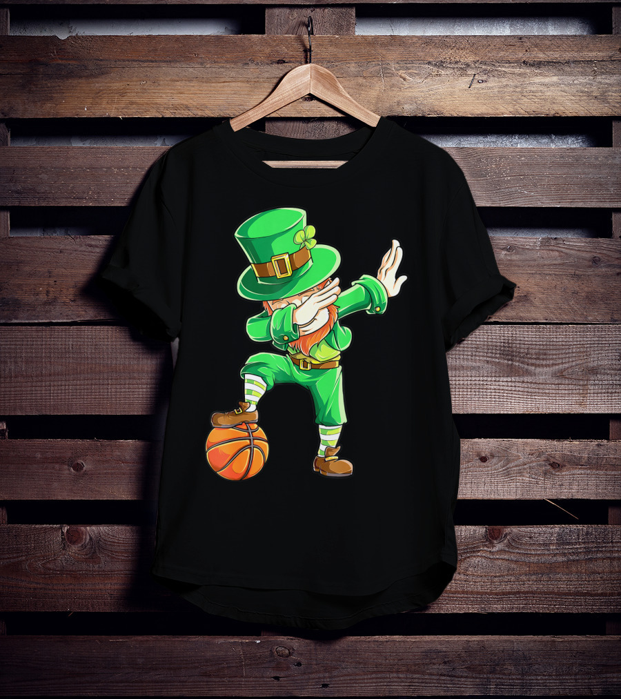 Dabbing Leprechaun On Basketball St. Patrick's Day Fun T-Shirt