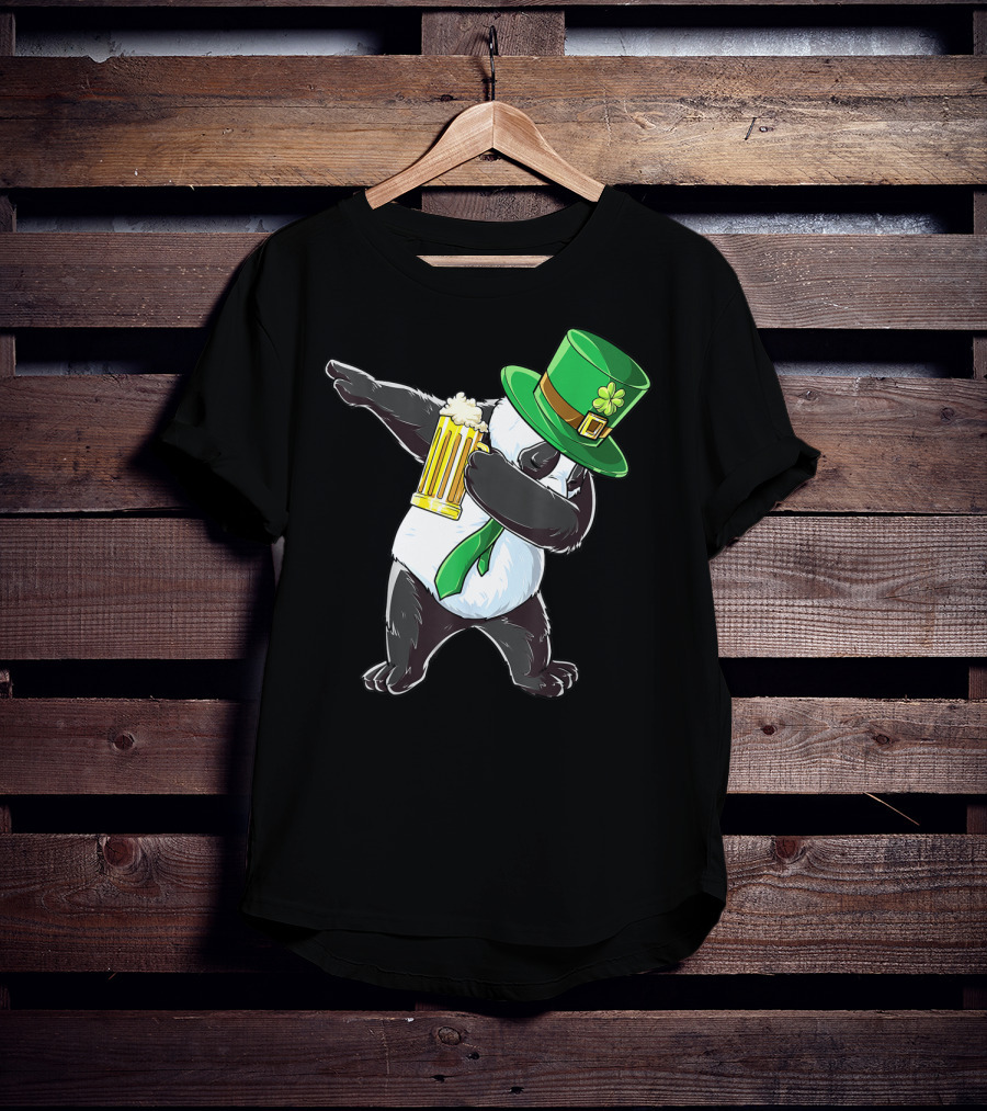 Dabbing Panda With Green Leprechaun Hat And Beer T-Shirt