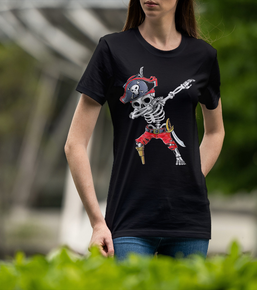 Dabbing Skeleton Pirate Kids Halloween Jolly Roger T-Shirt