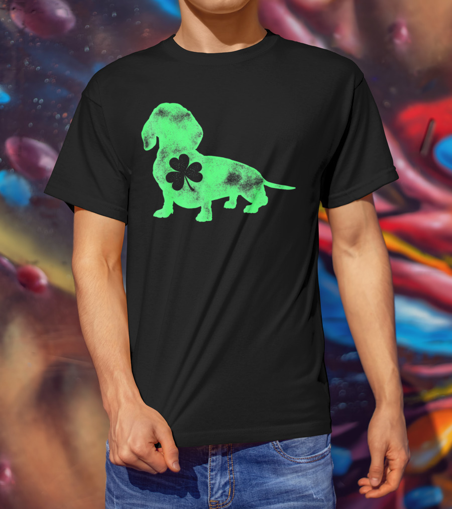 Dachshund Shamrock St Patricks Day Dog Lover Men T-Shirt