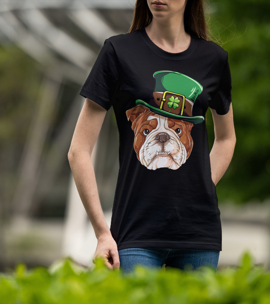 St Patricks Day English Bulldog Leprechaun Hat T-Shirt