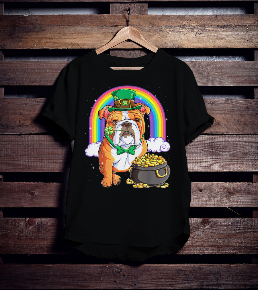 English Bulldog Leprechaun St Patricks Day Rainbow Gold Pot T-Shirt