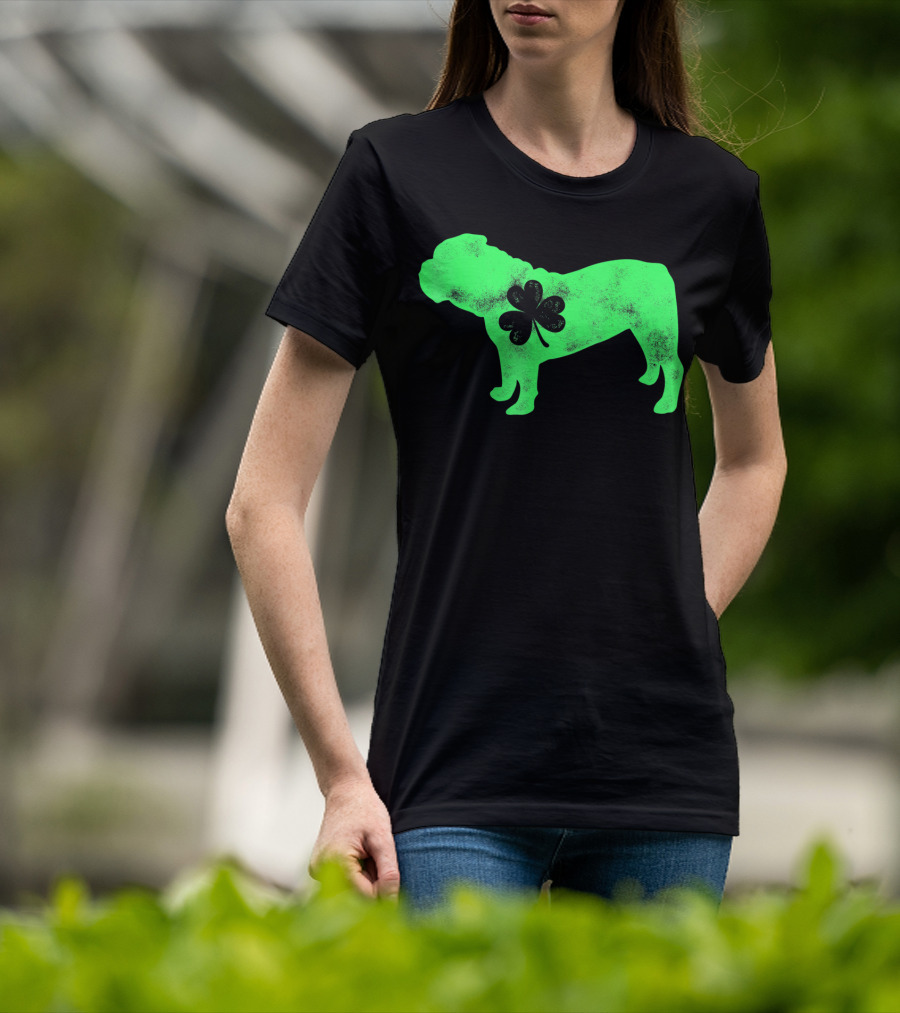 St Patricks Day English Bulldog Shamrock Men Dog T-Shirt