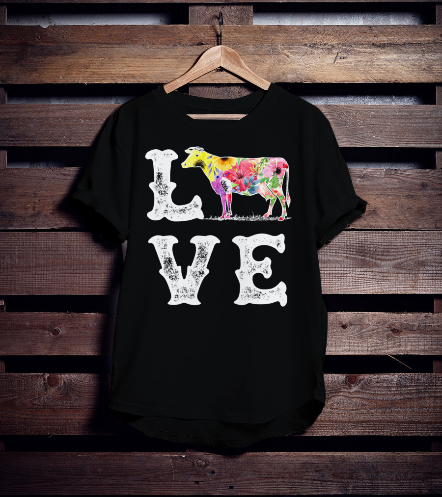LOVE I Love Cows Funny Cow Lover Women Men Dairy Farmer Farm T-Shirt