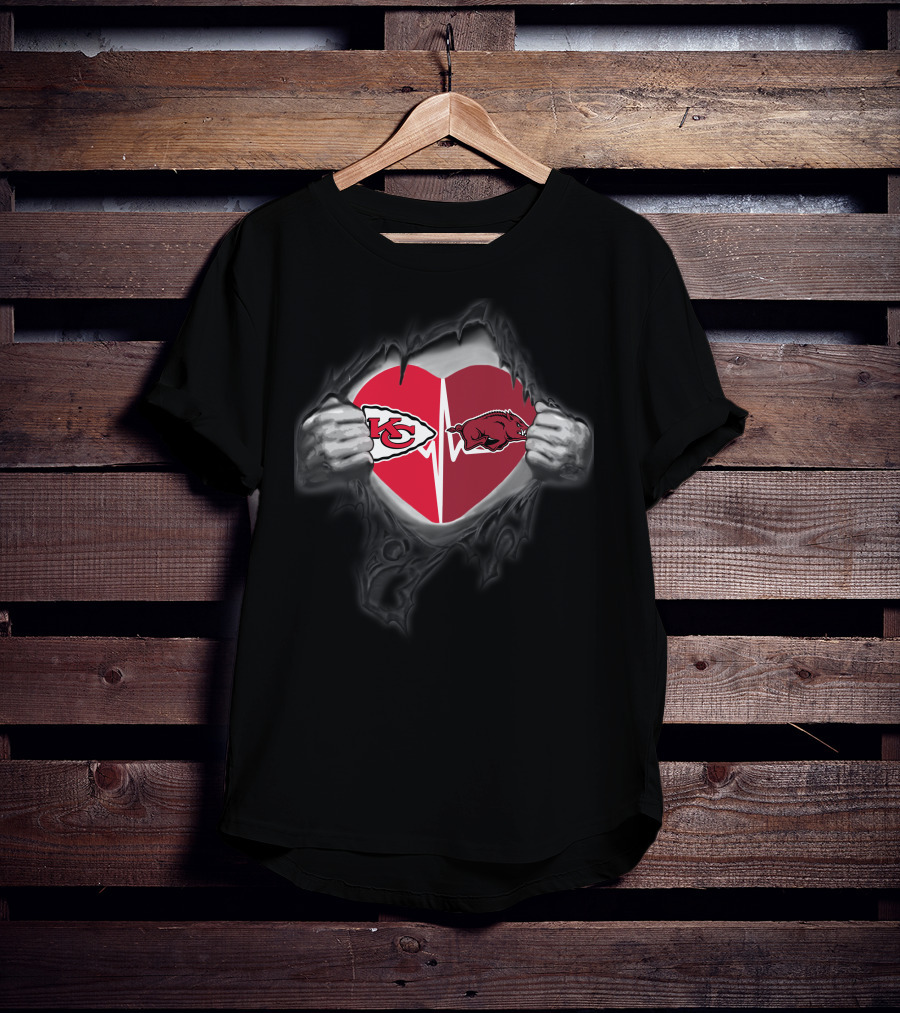 Kansas City Chiefs Arkansas Razorbacks Heart Hands Logo Blend T-Shirt