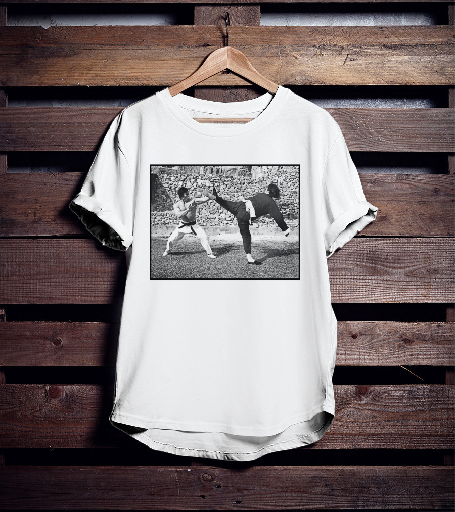 Enter The Dragon Martial Arts Standoff Scene T-Shirt