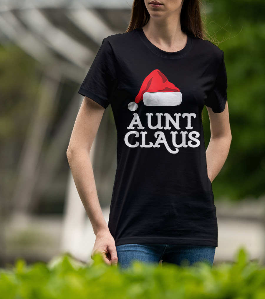Aunt Claus Christmas Santa Hat Family Group T-Shirt