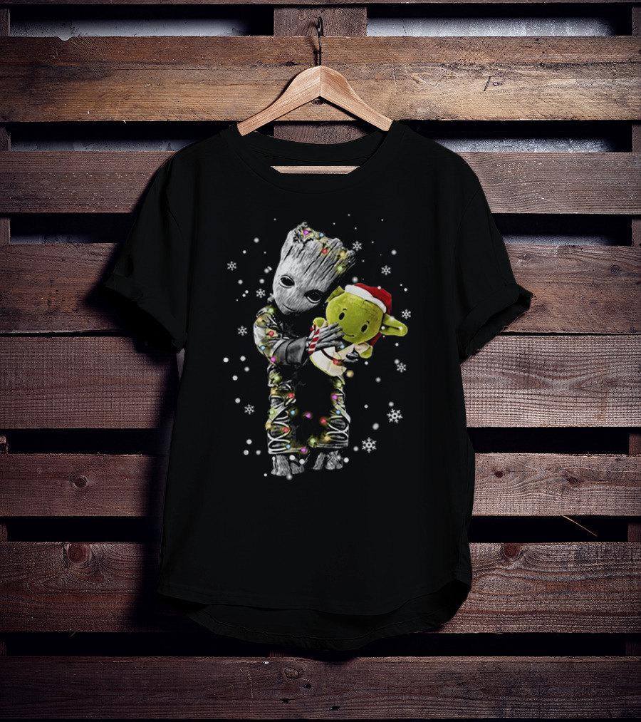 Baby Groot Hugging Baby Yoda Christmas Lights Snowflakes T-Shirt