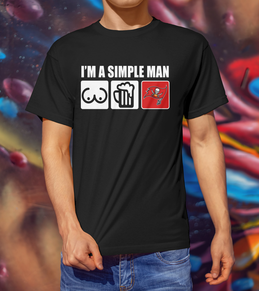 I'm A Simple Man Bucs Pirate Flag Beer Mug Icons T-Shirt