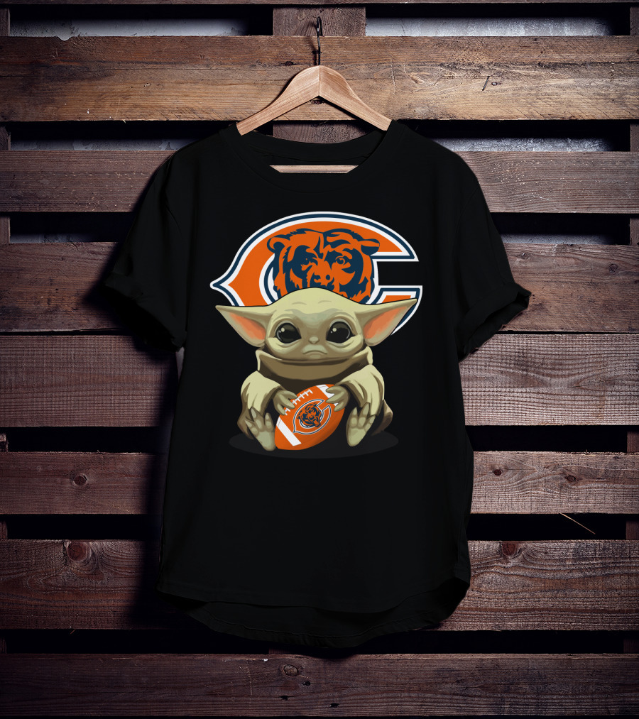 Baby Yoda Chicago Bears Football T-Shirt