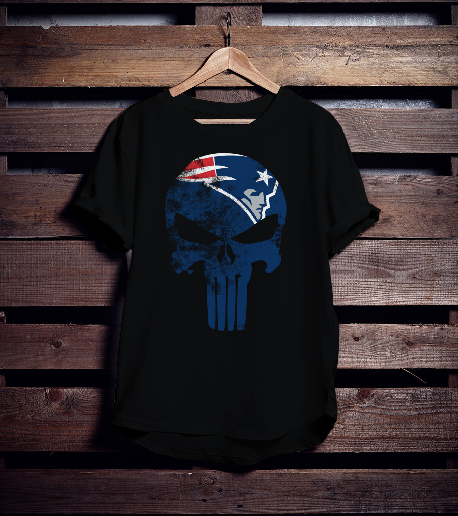 New England Patriots Skull Punisher Logo Fusion T-Shirt