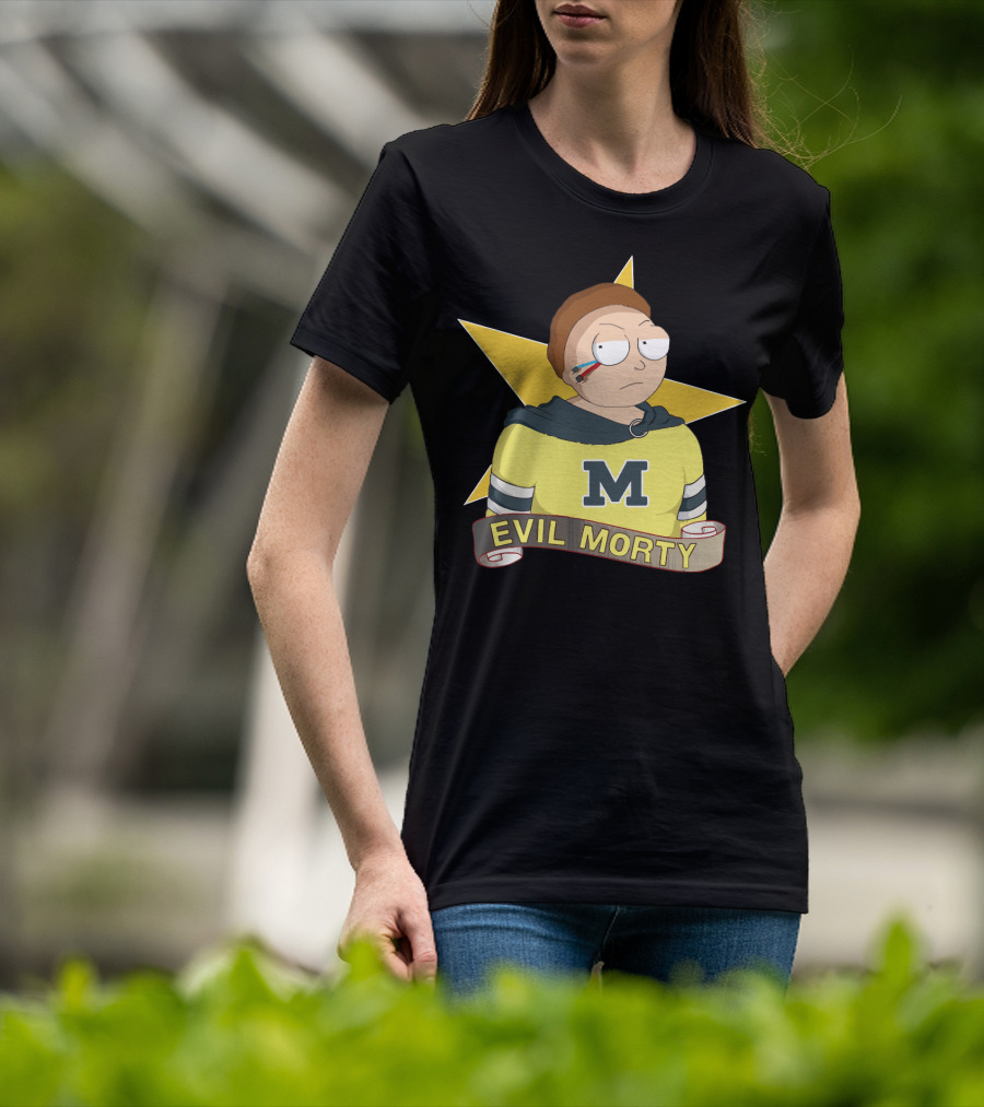Evil Morty M Star Patch And Scroll Banner T-Shirt