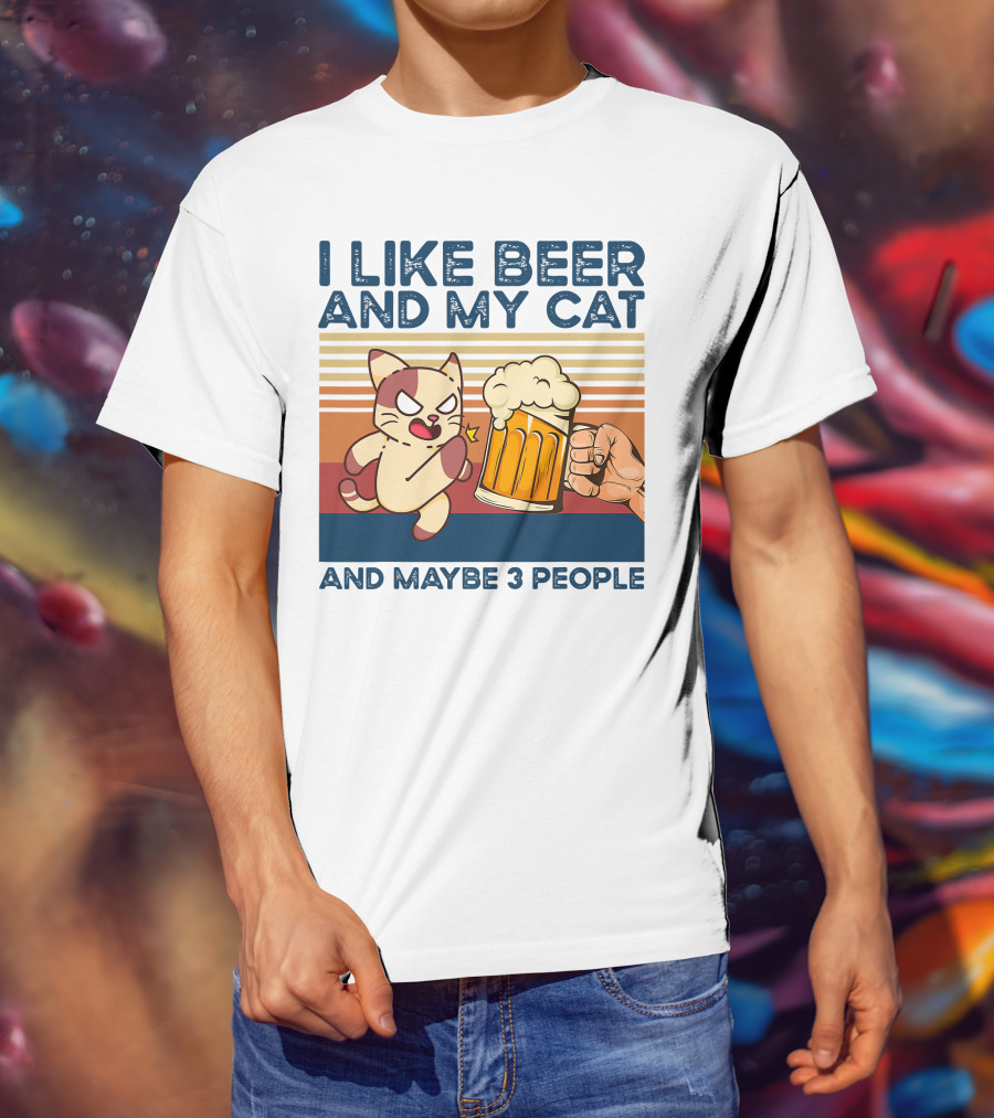 I Like Beer And My Cat And Maybe 3 People Vintage Style Retro Cat Lover T-Shirt