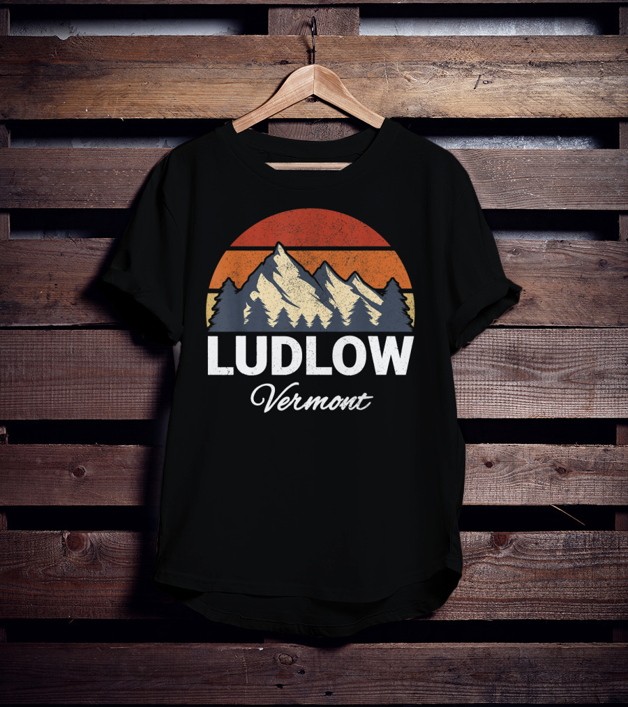 Ludlow Vermont Mountain Forest Retro Sunset T-Shirt
