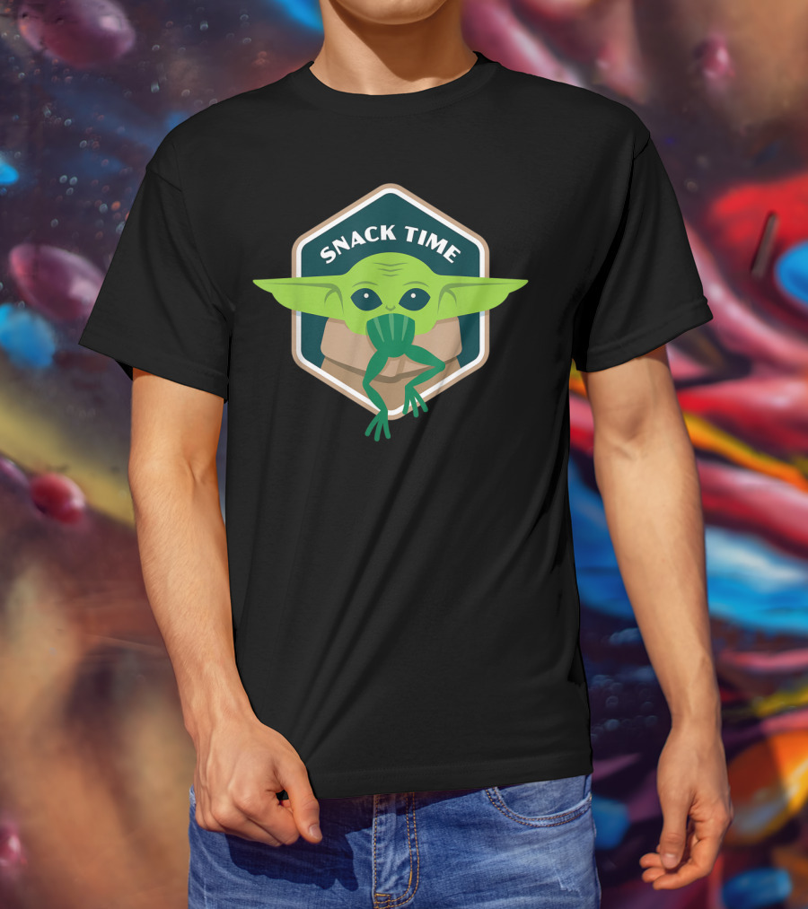 Snack Time The Child Baby Yoda Eating Frogajija T-Shirt