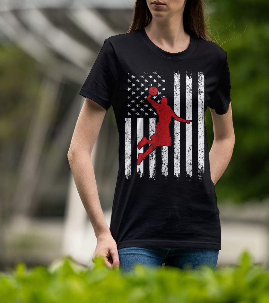 Proud American Basketball Vintage Flag Dunking T-Shirt