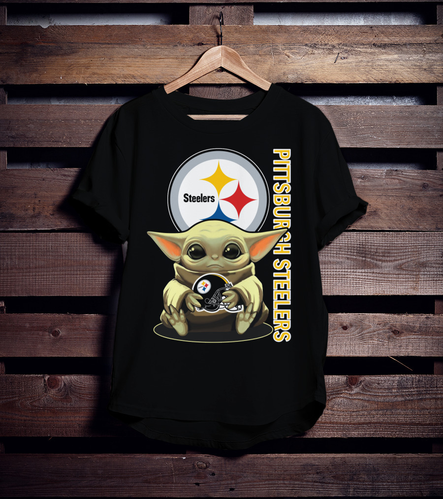 Pittsburgh Steelers Baby Yoda With Helmet T-Shirt