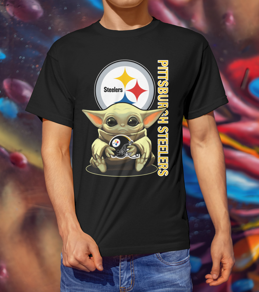 Pittsburgh Steelers Baby Yoda With Helmet T-Shirt