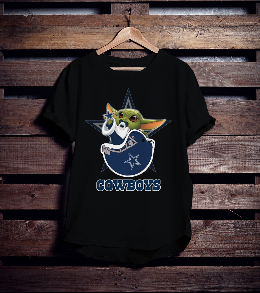 Cowboys Yoda Holding Star With Helmet T-Shirt