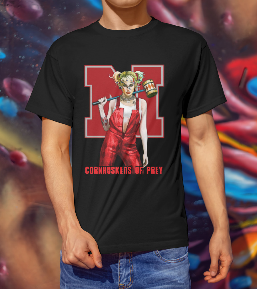 Cornhuskers Of Prey N Logo With Character Mallet T-Shirt