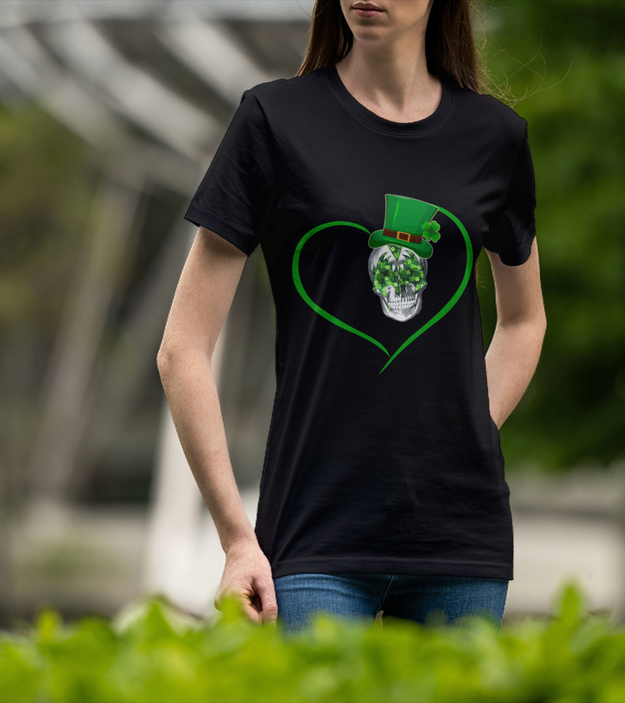 Skull Heart Shamrock Top Hat St. Patrick's Day T-Shirt