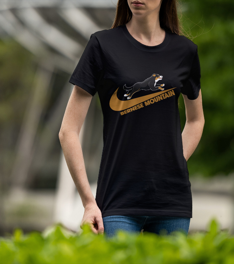 Bernese Mountain Nike Dh T-Shirt