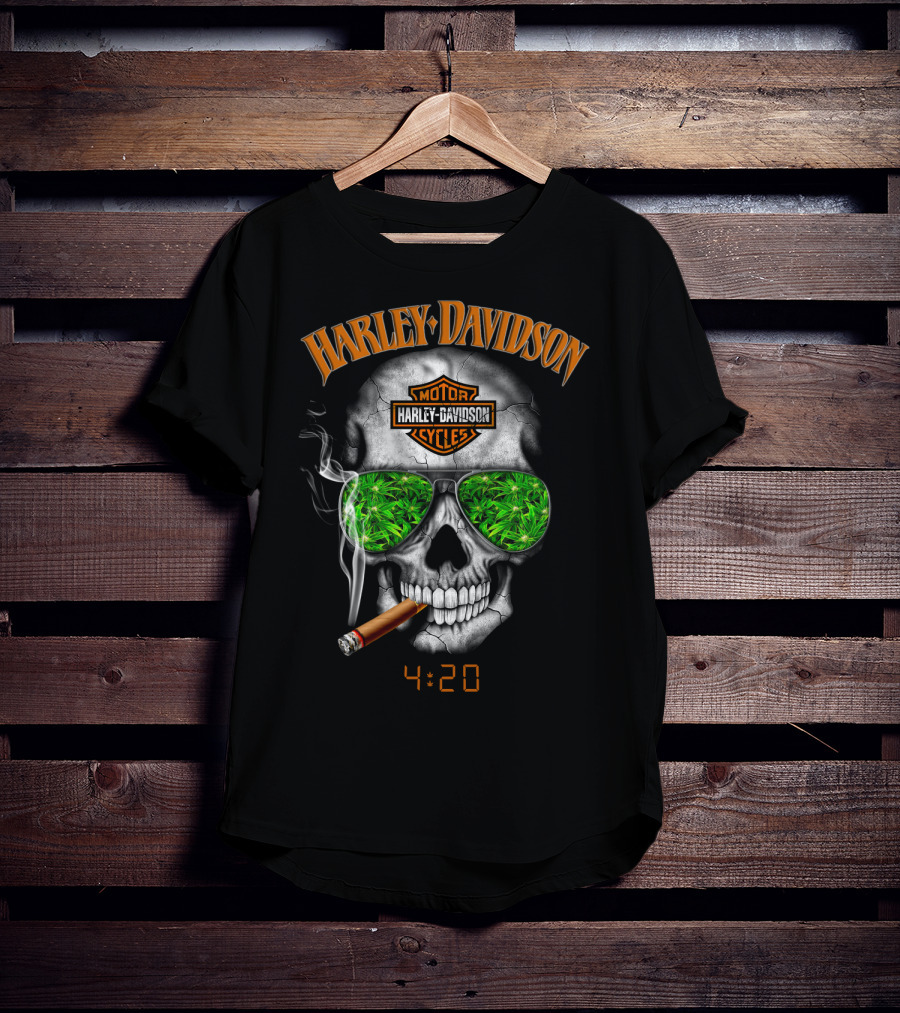 Harley Davidson Skull 4:20 With Cigar And Green Leaf Sunglasses T-Shirt