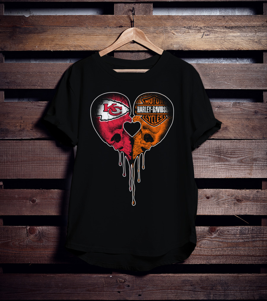 Kansas City Chiefs Harley Davidson Heart Skulls Fan T-Shirt