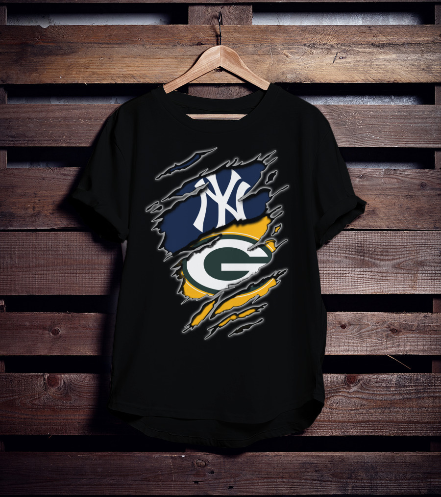 New York Yankees Green Bay Packers Fan Cross-Logo T-Shirt