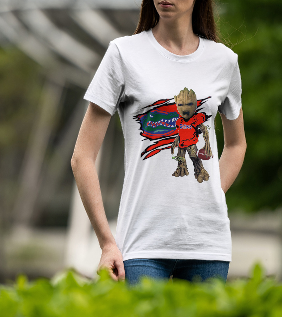 I Am Gators Fan's Football Groot With Alligator T-Shirt