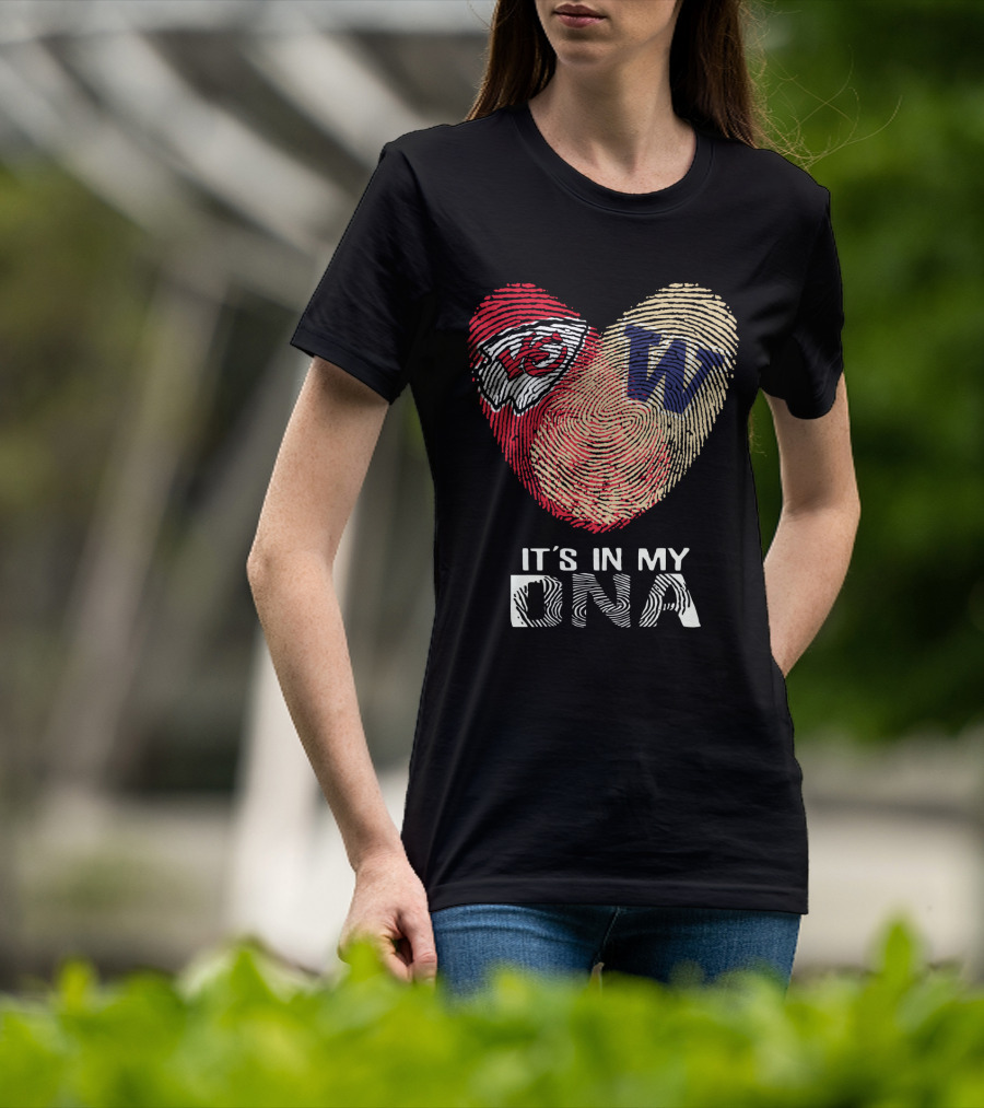 Chiefs W Huskies It's In My DNA T-Shirt