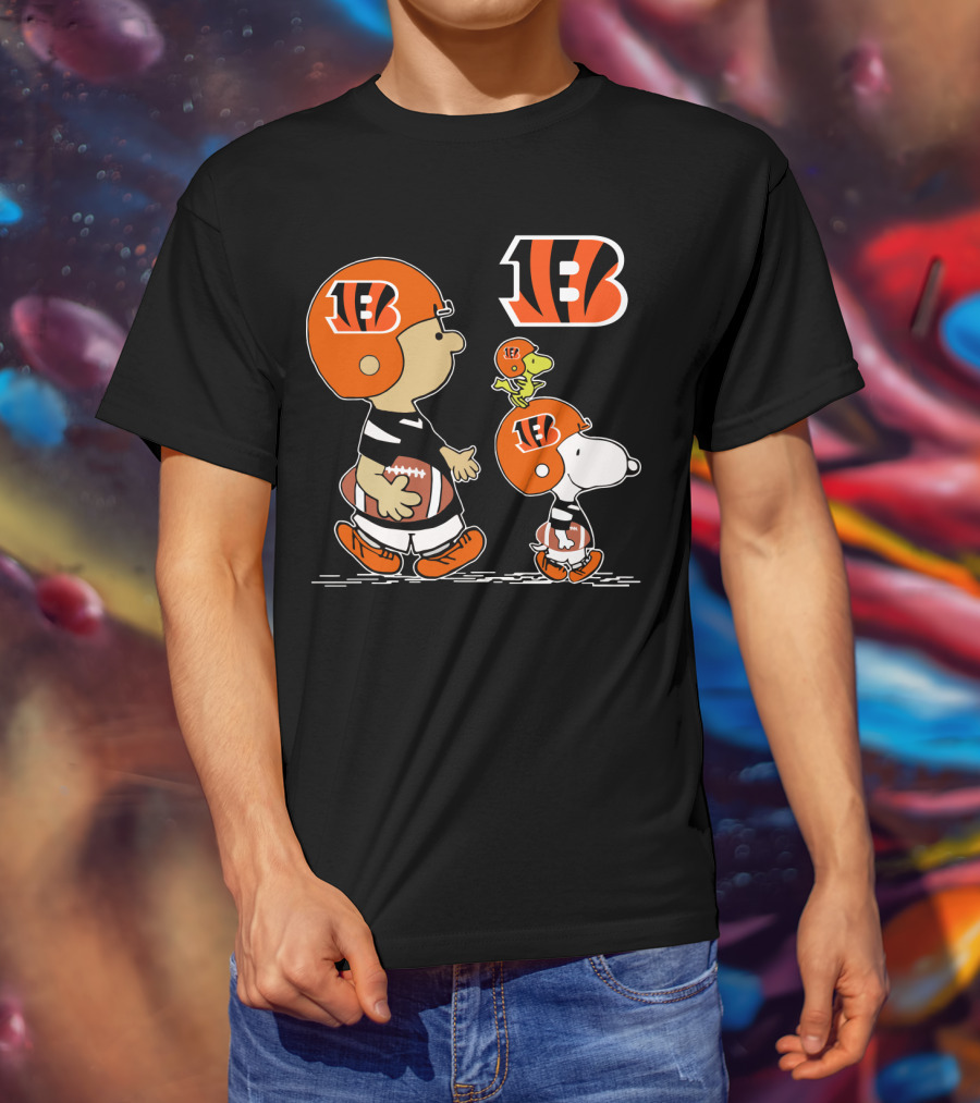 Bengals Snoopy Woodstock Football Gear With Helmet Peanuts Charlie Brown T-Shirt