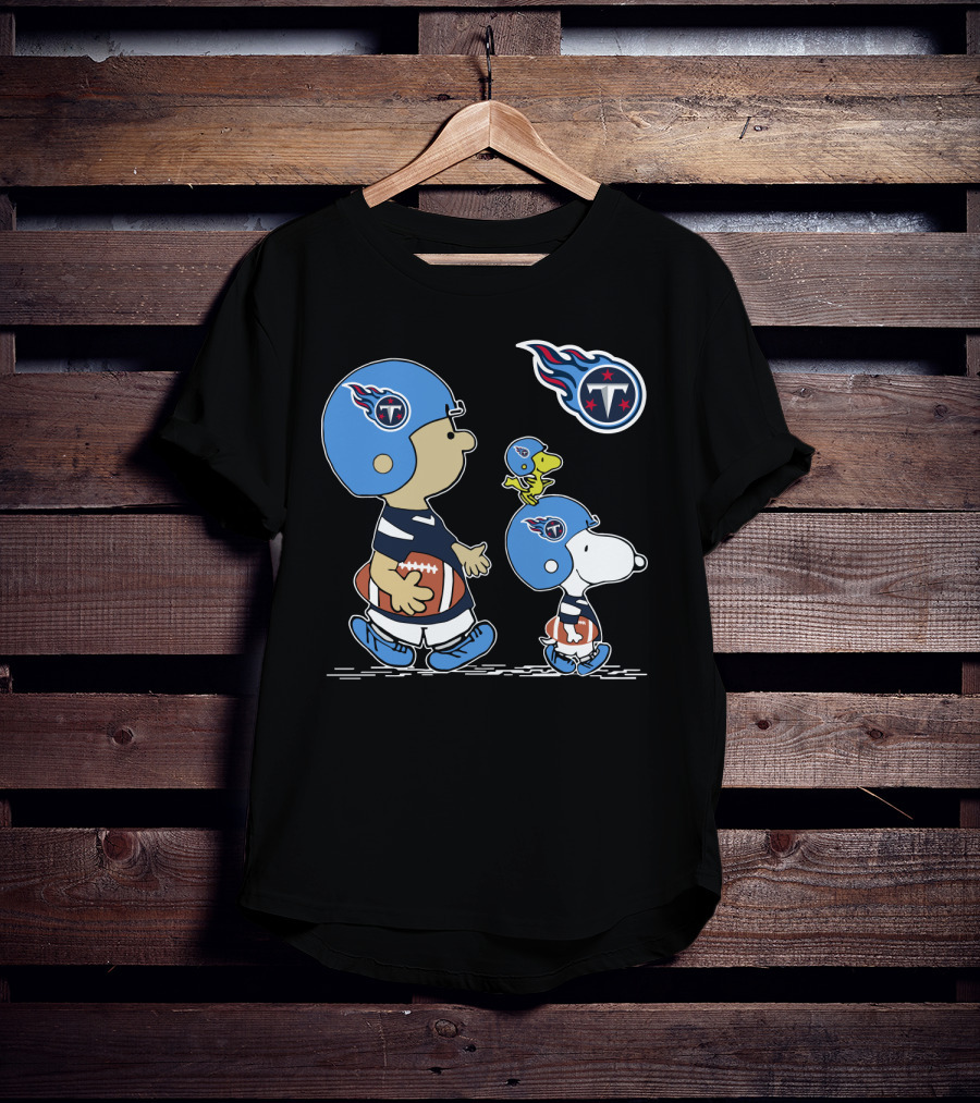 Titans Snoopy Charlie Brown Woodstock Football Helmets T-Shirt