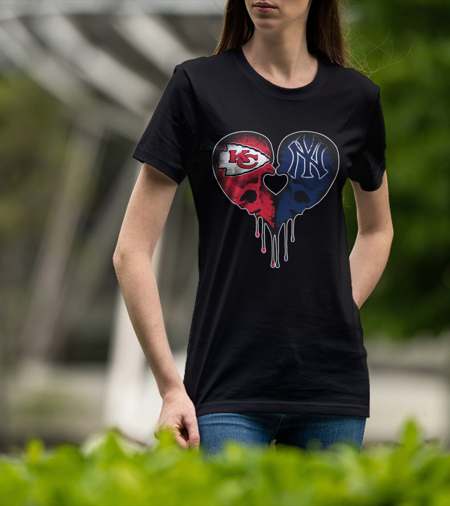 Chiefs Yankees Dripping Skull Heart Love T-Shirt