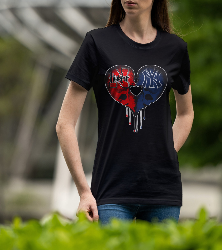 Huskers Yankees Skull Heart T-Shirt