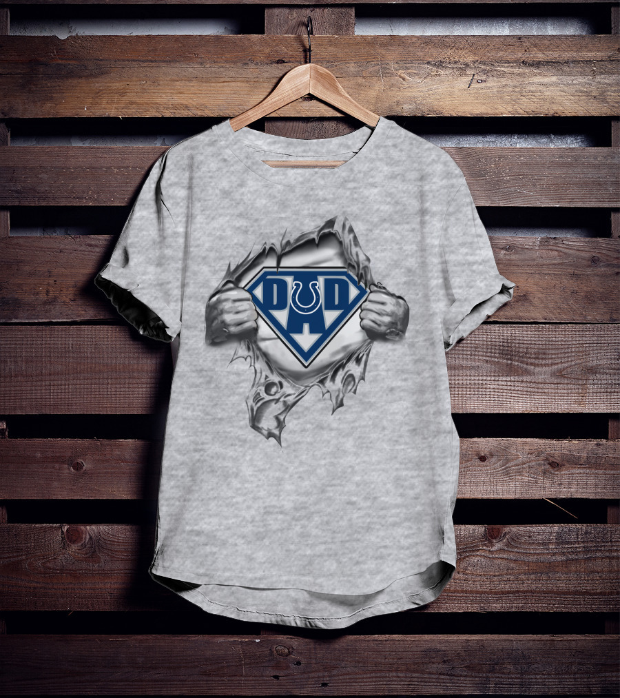 Colts Super Dad Logo Torn Metal Style T-Shirt