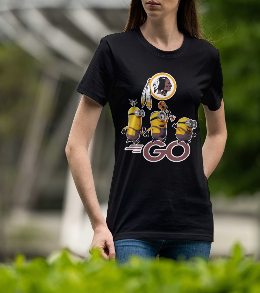Minions Go Redskins Fan Logo With Ukulele And Feathers T-Shirt