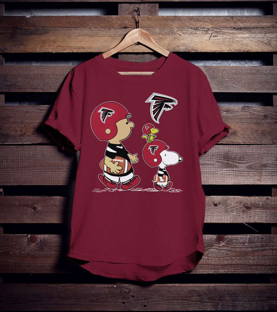 Falcons Snoopy Charlie Brown Woodstock Football Team T-Shirt
