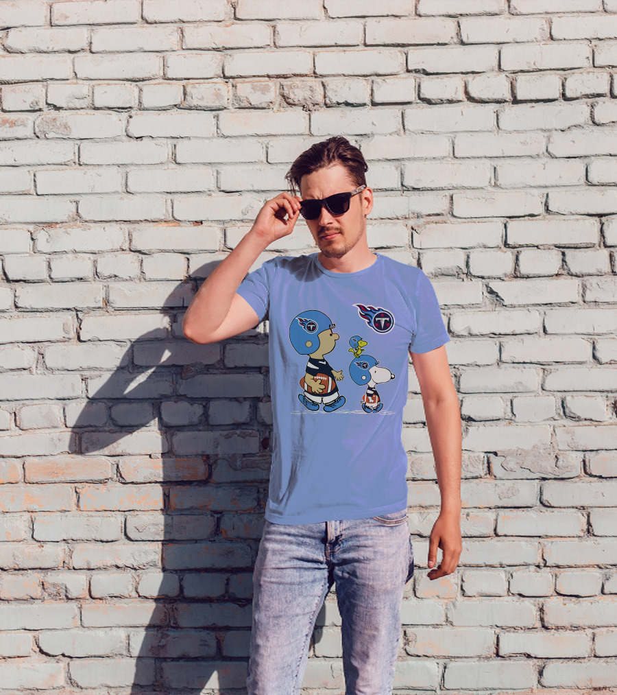 Titans Football Snoopy And Friends Helmet Walk T-Shirt