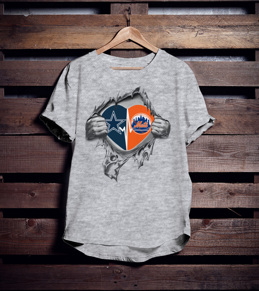 Cowboys Mets Heart Logo Ripped T-Shirt