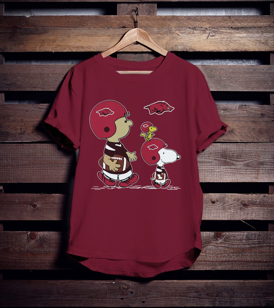 Arkansas Razorbacks Snoopy Football Peanuts Characters With Helmets T-Shirt