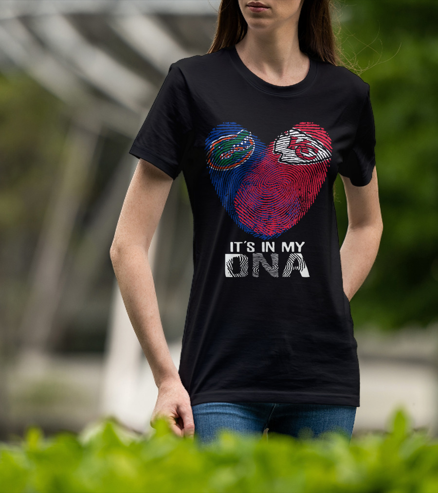 It's In My DNA Gators Chiefs Fingerprint Heart T-Shirt