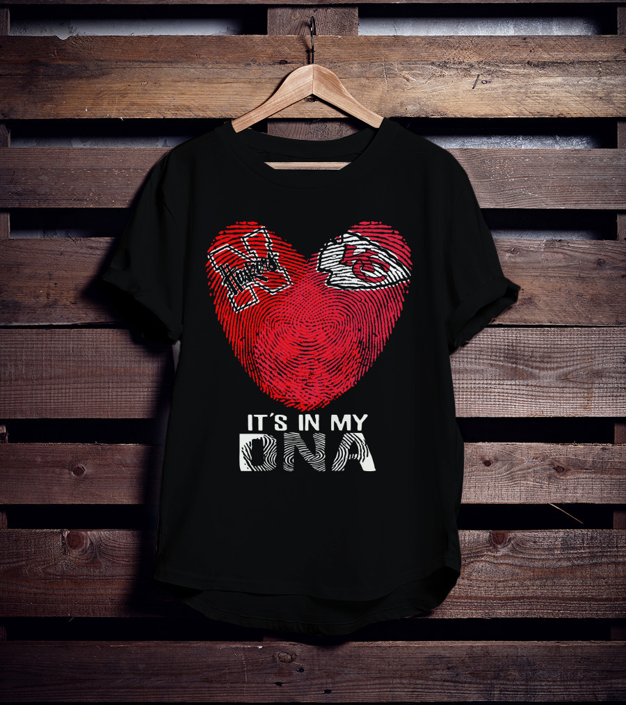 Nebraska Cornhuskers Kansas City Chiefs It's In My DNA Fingerprint Heart T-Shirt