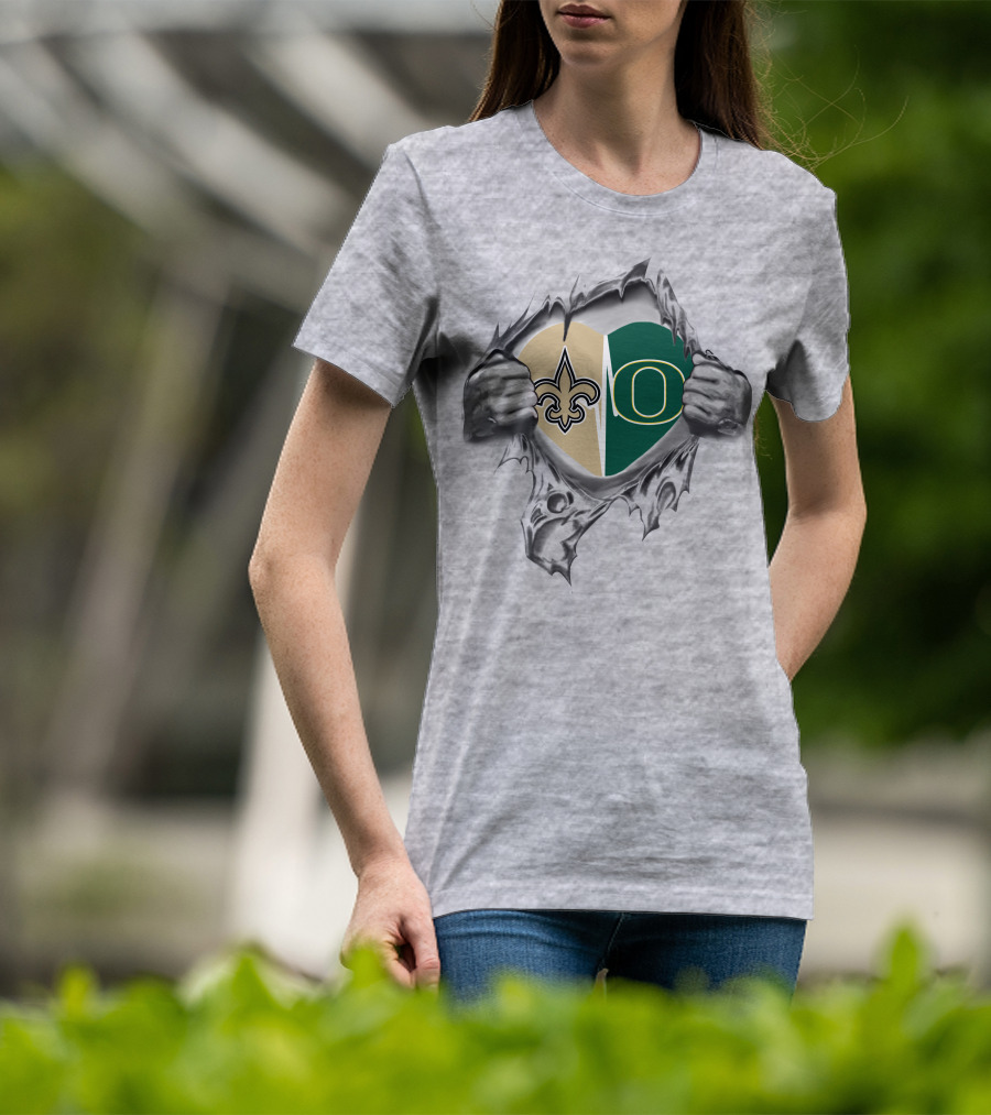 Saints Ducks Heart Pulled Open Fleur-de-Lis Oregon T-Shirt