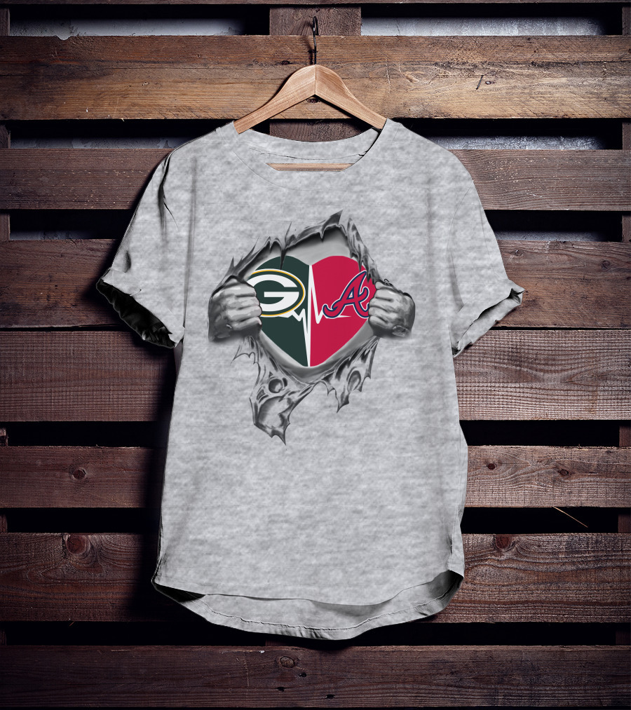 Green Bay Packers Atlanta Braves Heart Symbol Hands T-Shirt