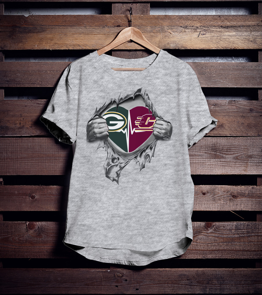 Green Bay Packers Central Michigan Chippewas Heartbeat Logo Fusion T-Shirt