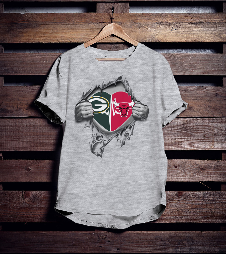 Green Bay Packers Chicago Bulls Heart Logo Fusion T-Shirt