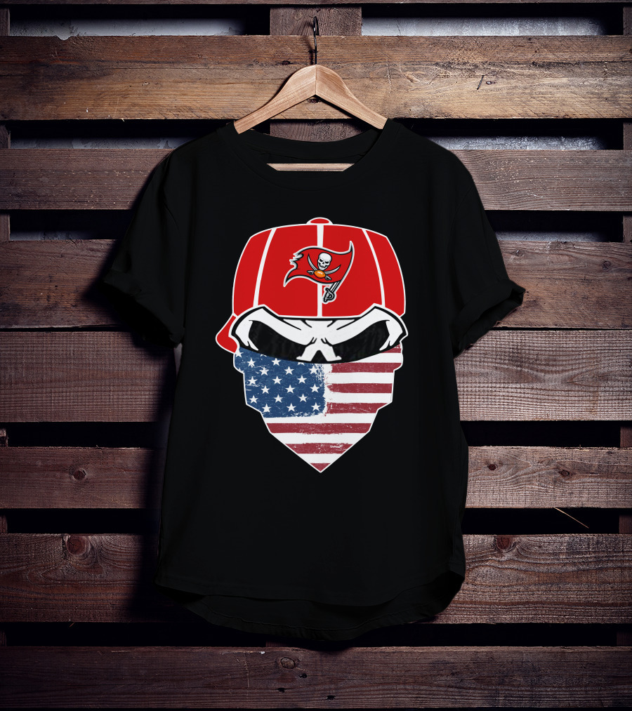 Buccaneers Skull Bandana American Flag Mask T-Shirt