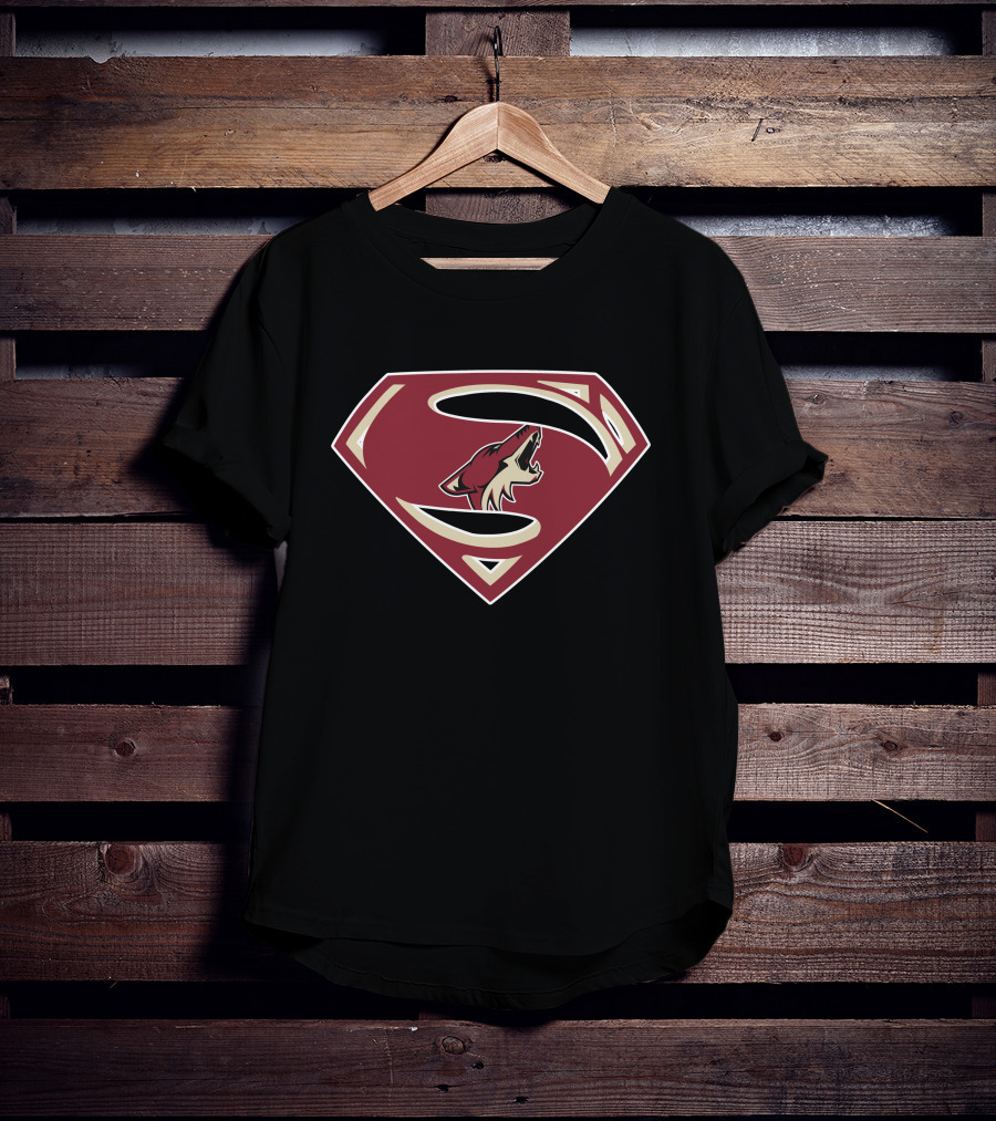 Superman Coyotes Symbol With Howling Coyote Within Red Diamond Crest T-Shirt