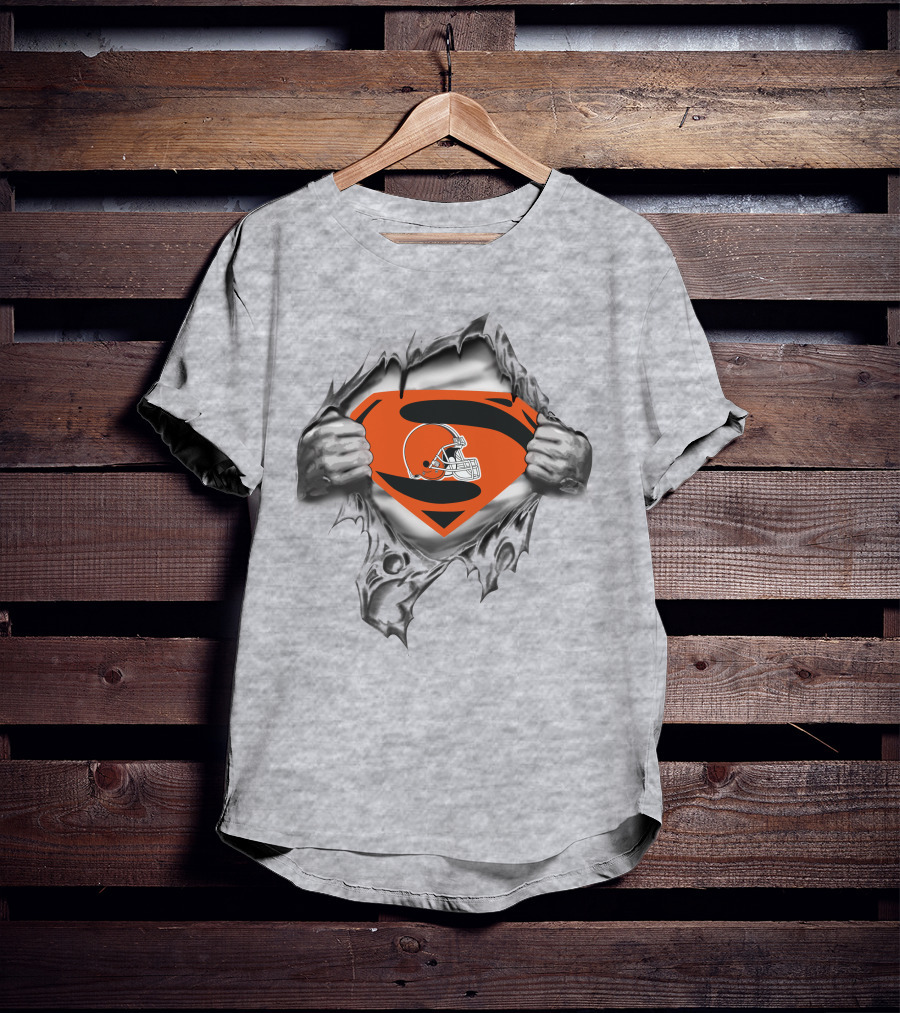 Cleveland Browns Superman Logo Football Fan T-Shirt